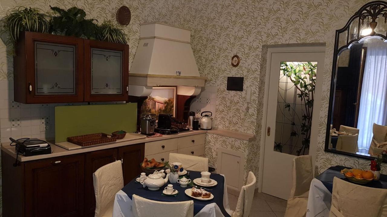 Santa Caterina Da Siena B&B Katania Zewnętrze zdjęcie