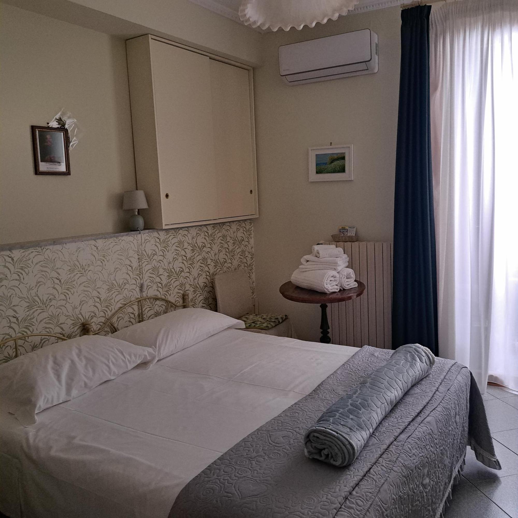 Santa Caterina Da Siena B&B Katania Zewnętrze zdjęcie